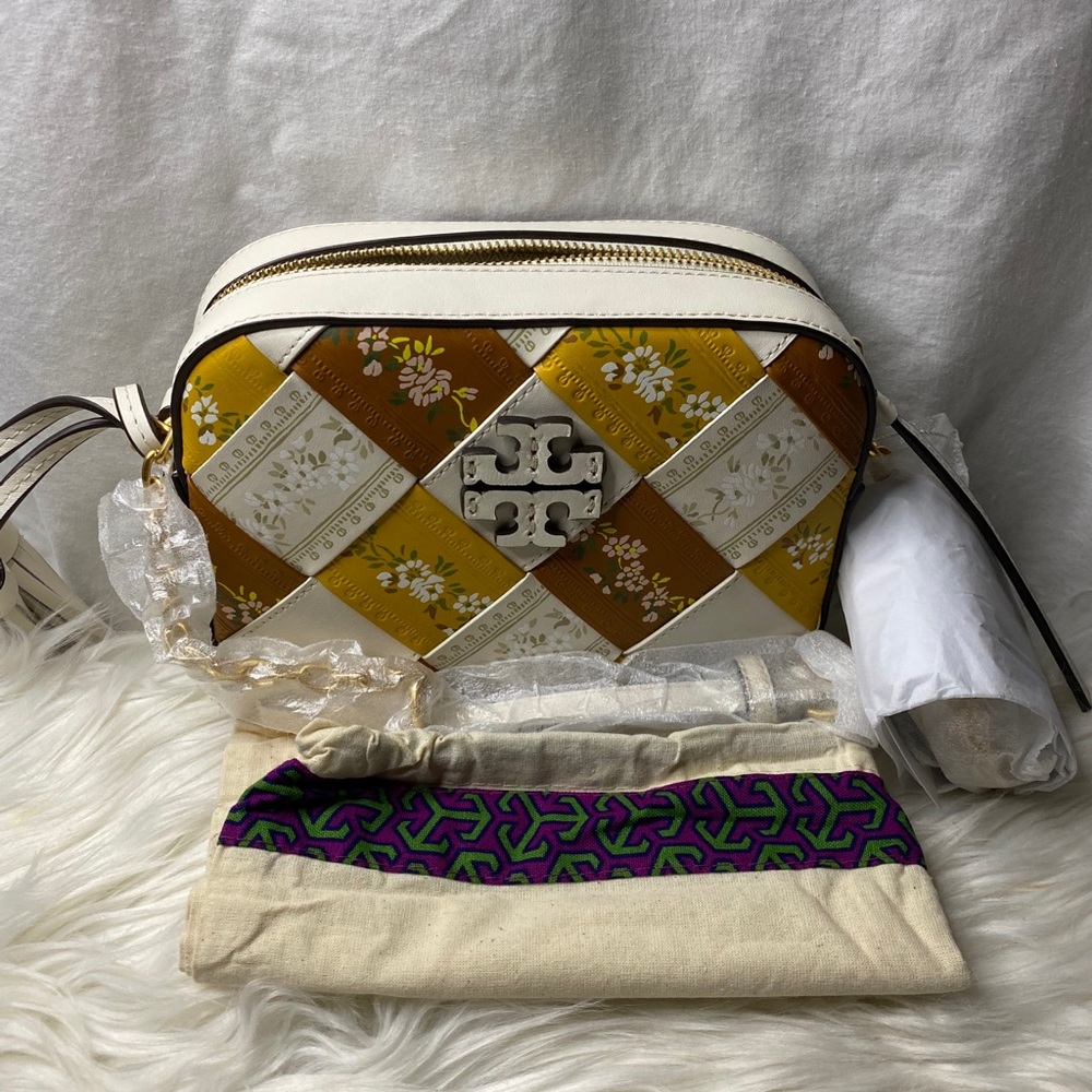 Tory Burch Camera Bag - Picture 2 of 6